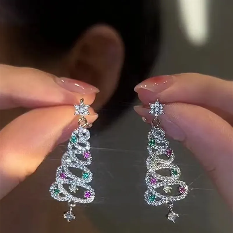 Stunning Earring for Daily Wear
