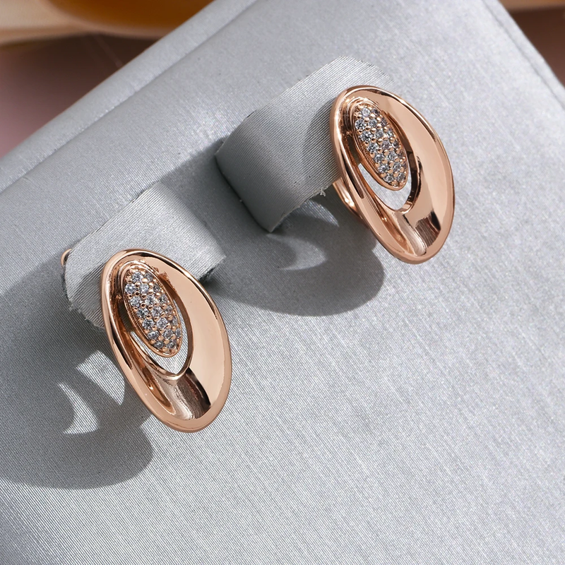 Delicate Artisan Gold Earring