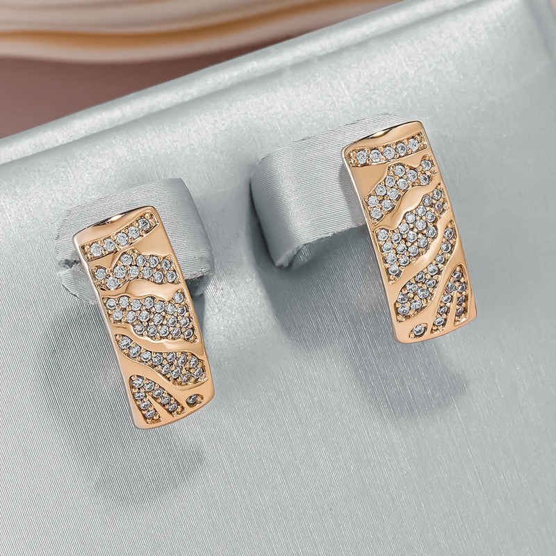 Elegant Earring for Every Occasion