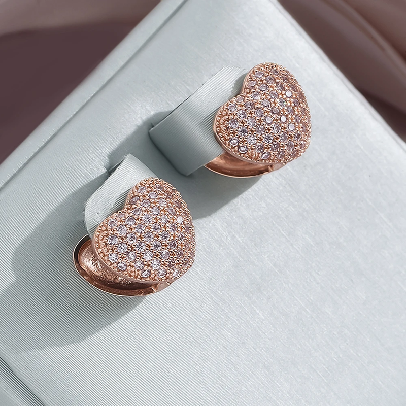 Elegant Gold Earring for Every Occasion