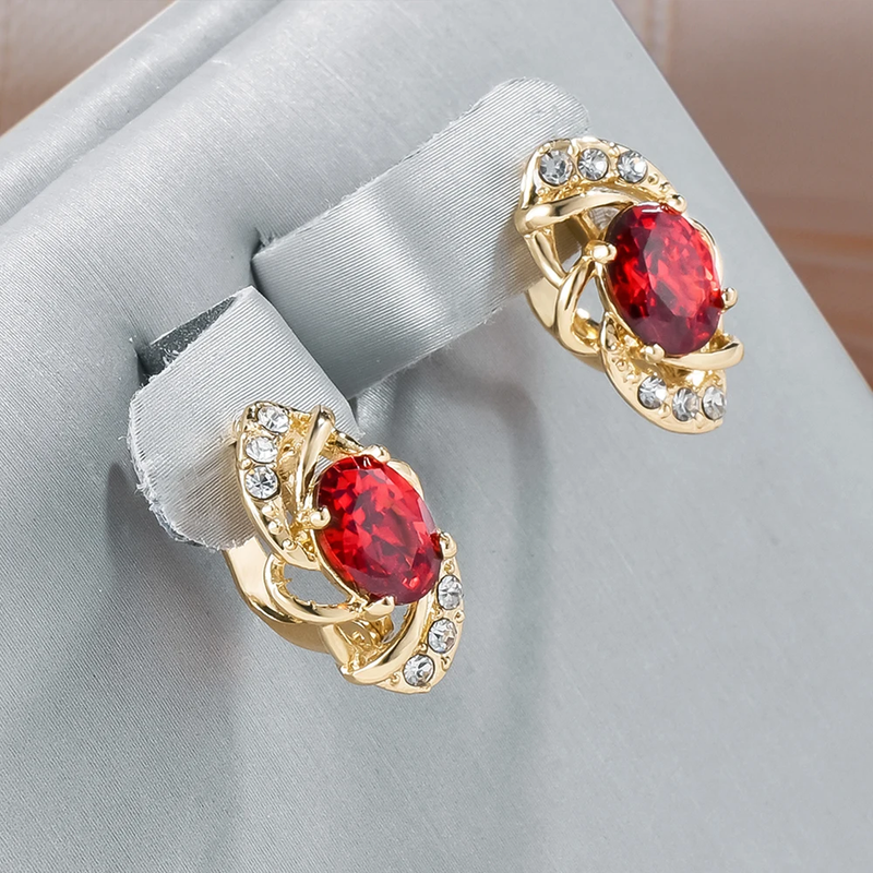 Elegant Gold Earring for Every Occasion