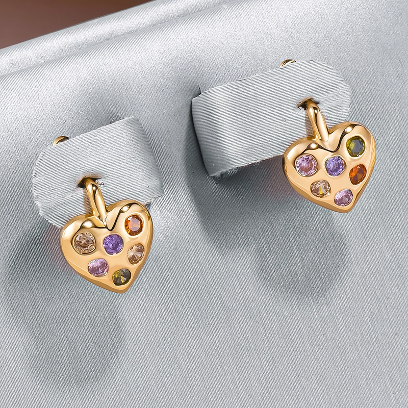 Charming Earring for Any Occasion