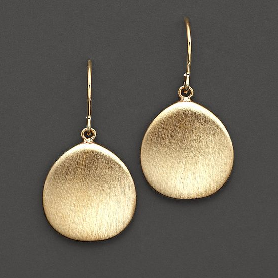 Elegant Gold Earring for Every Occasion