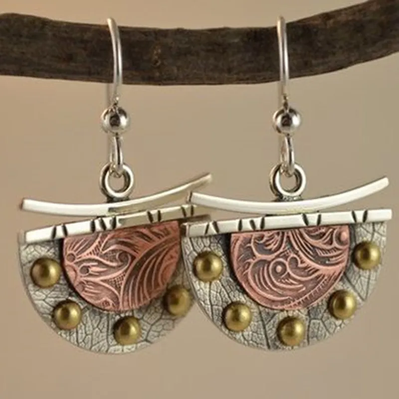 Elegant Gold Earring for Every Occasion
