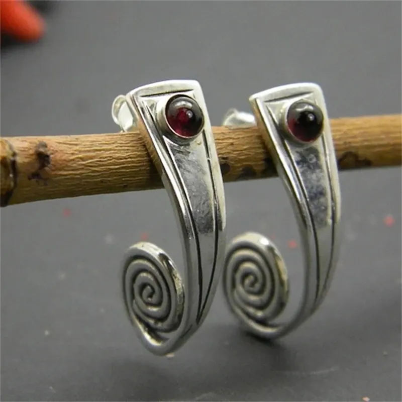 Classic Earring with Timeless Appeal