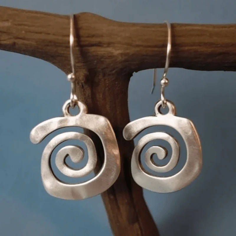 Vintage Handmade Silver Earring