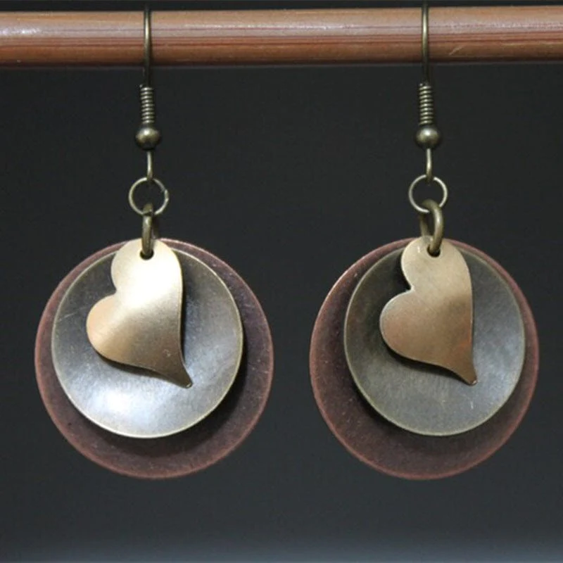 Vintage Handmade Gold Earring