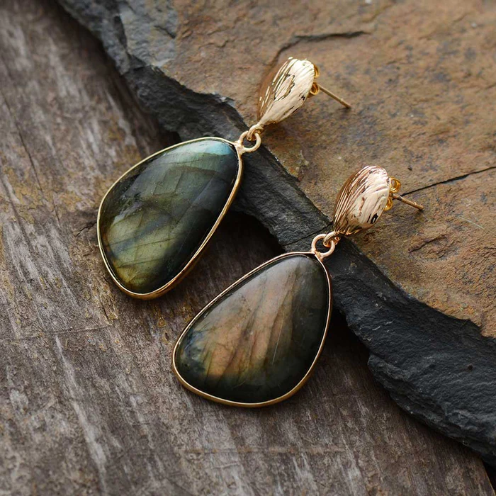 Classic Earring with Timeless Appeal