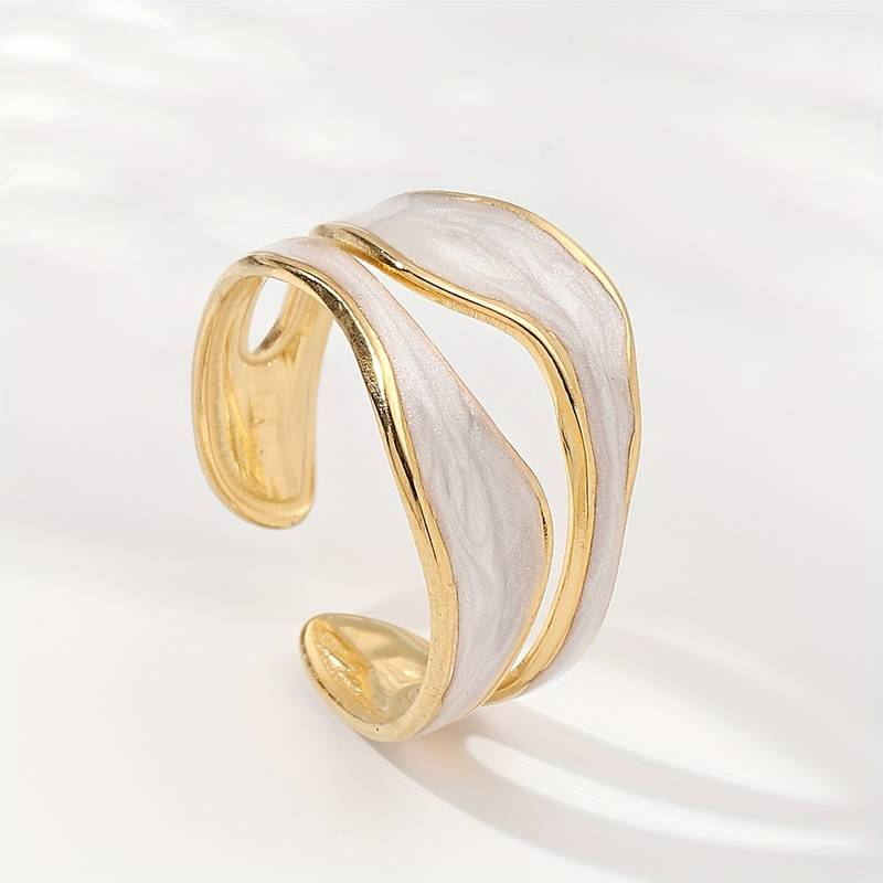 Stunning Gold Ring for Daily Wear