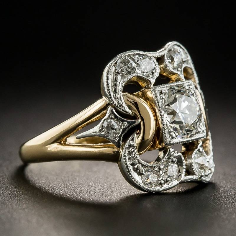 Beautiful Gold Ring with Unique Style