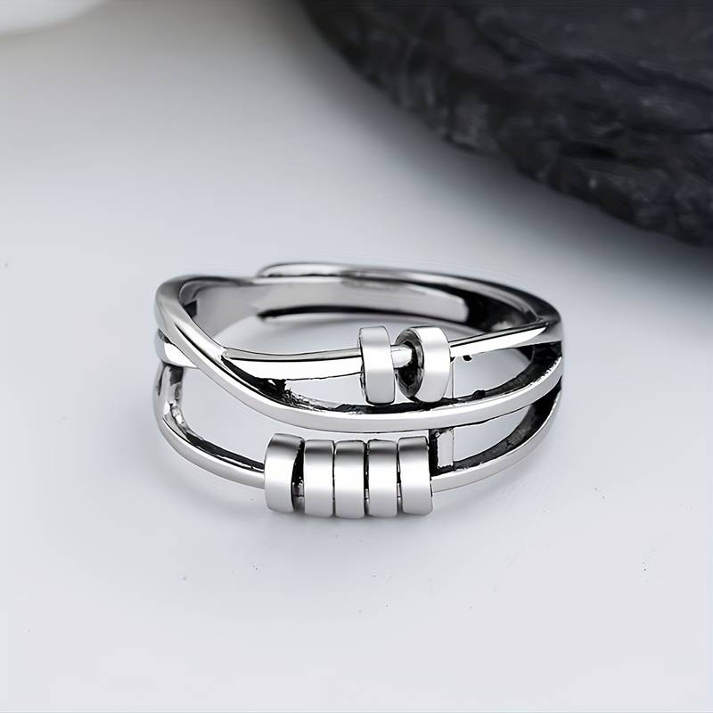 Classic Silver Ring with Timeless Appeal
