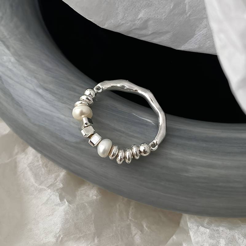Charming Silver Ring for Any Occasion