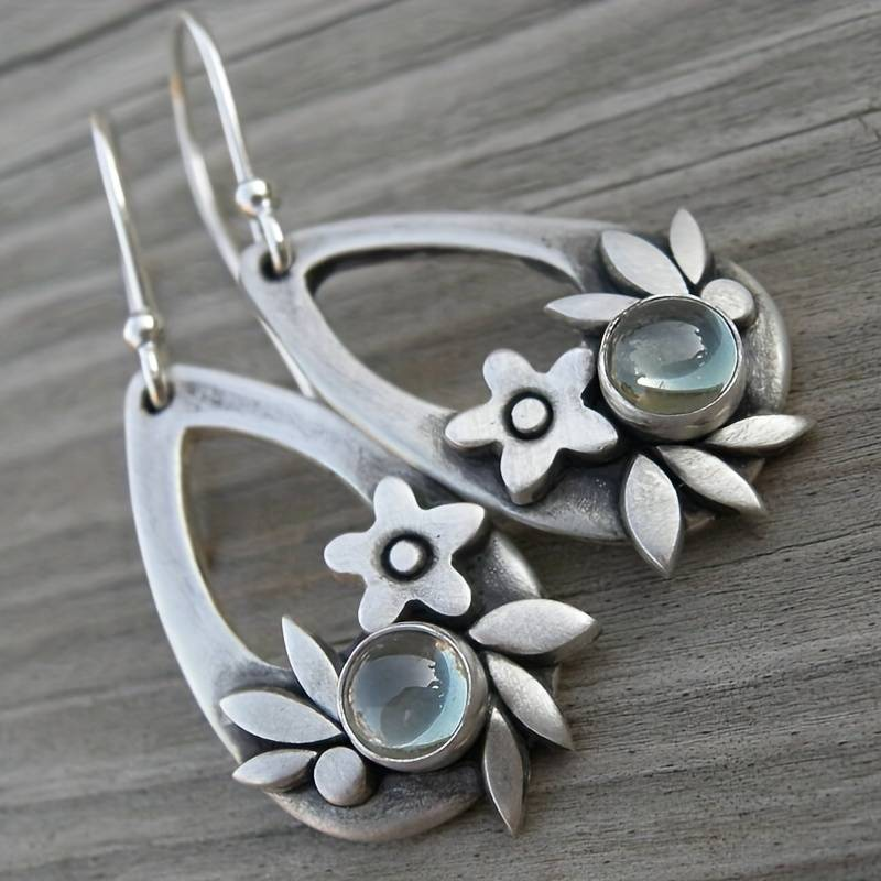 Elegant Silver Earring for Every Occasion