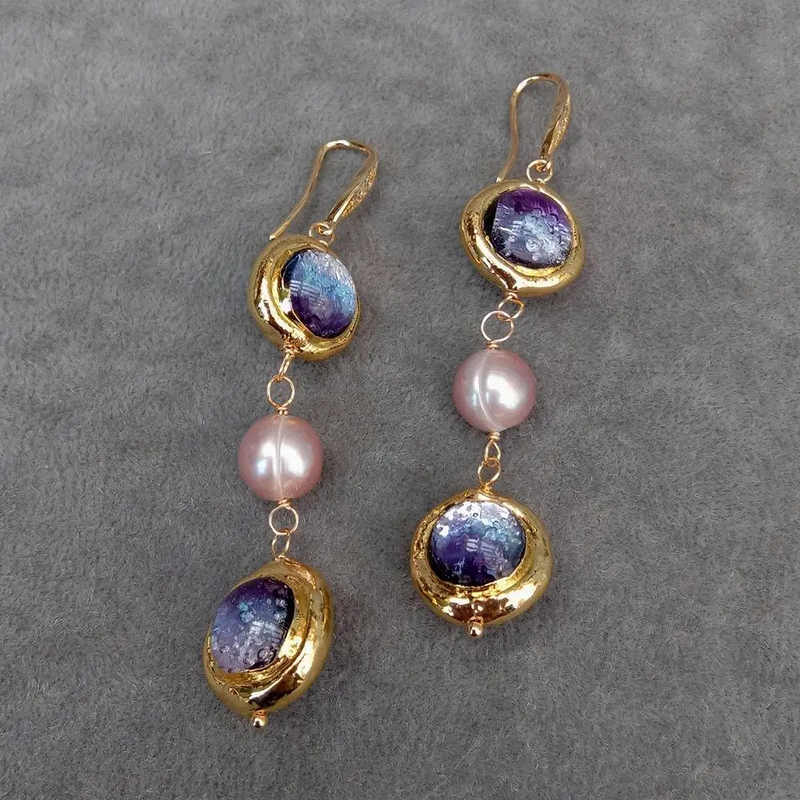 Delicate Artisan Gold Earring
