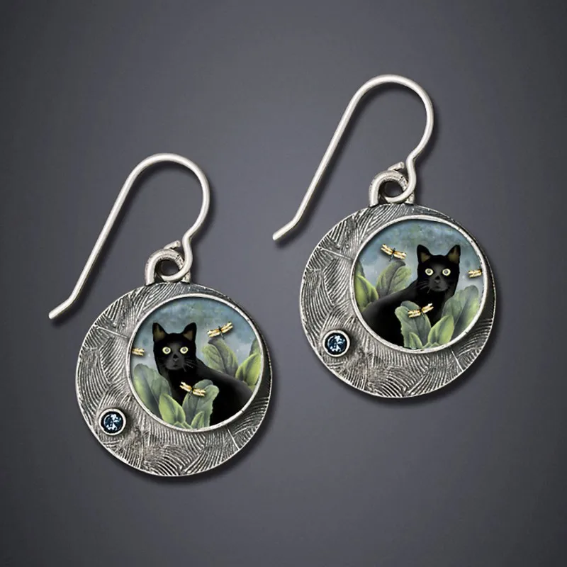 Classic Earring with Timeless Appeal