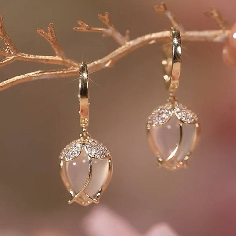 Elegant Earring for Every Occasion