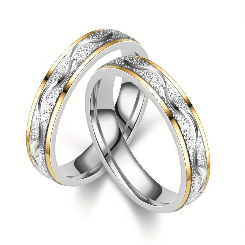 Beautiful Gold Set with Unique Style