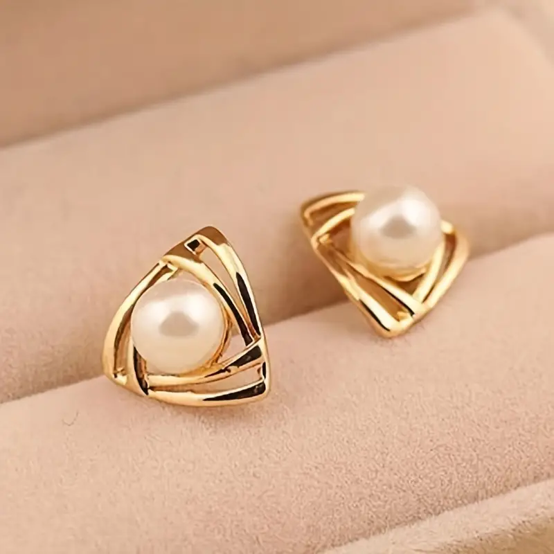 Delicate Artisan Gold Earring