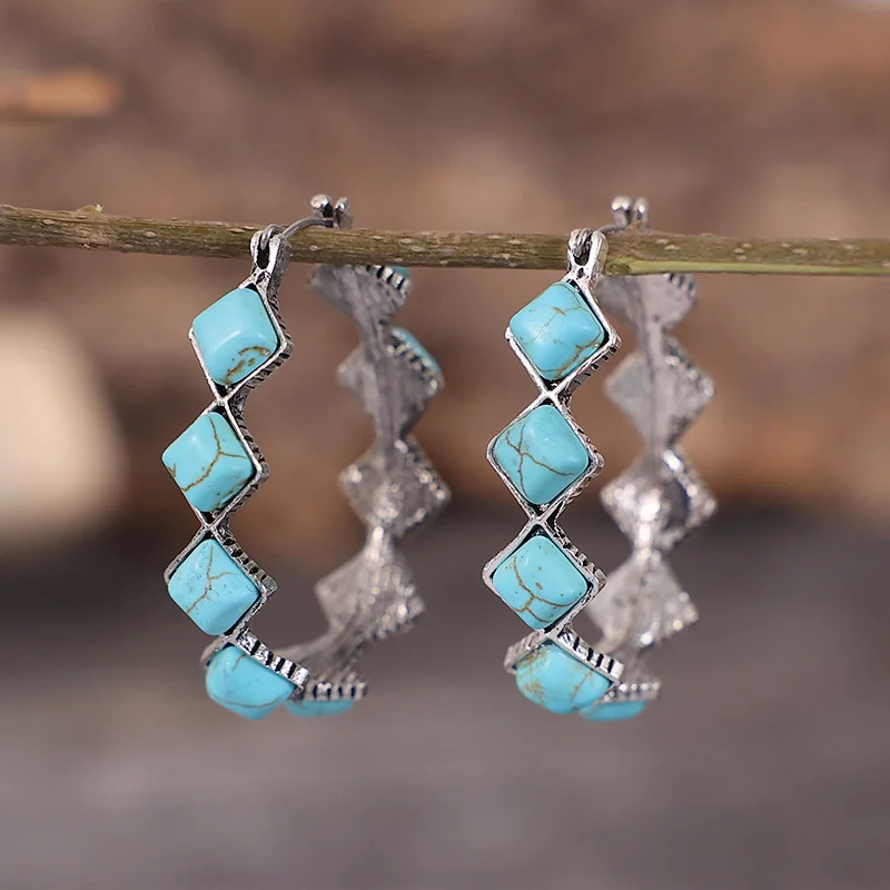 Vintage Handmade Earring