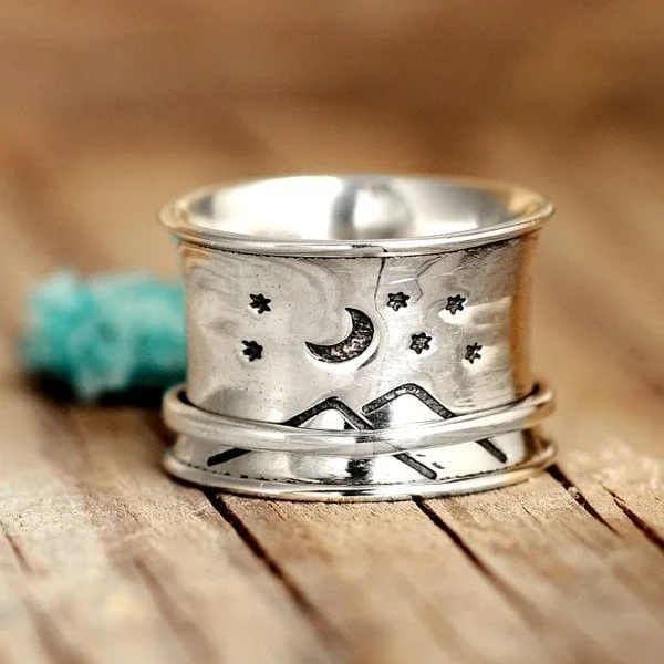 Stunning Silver Ring for Daily Wear