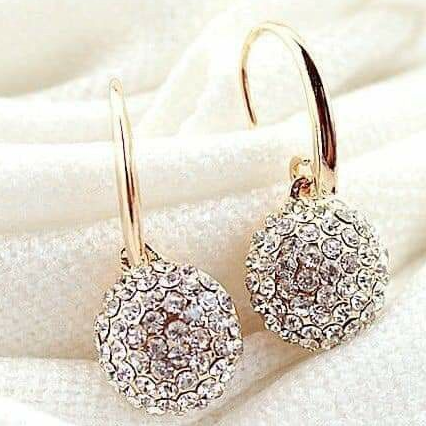 Classic Earring with Timeless Appeal