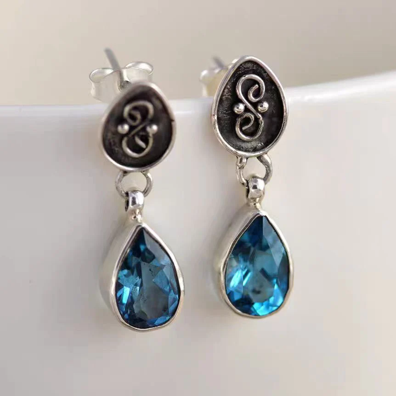 Stunning Earring for Daily Wear