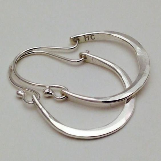 Romantic Silver Earring for Special Moments