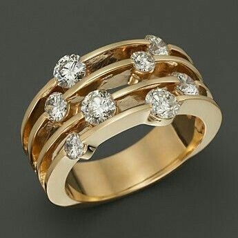 Romantic Gold Ring for Special Moments