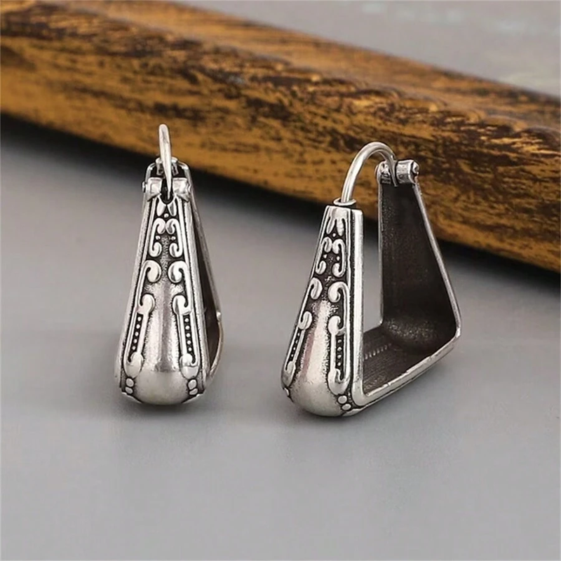 Stunning Silver Earring for Daily Wear