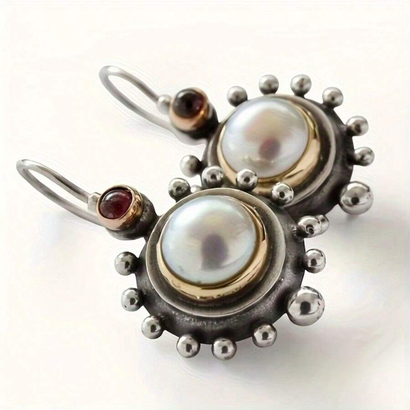 Romantic Silver Earring for Special Moments