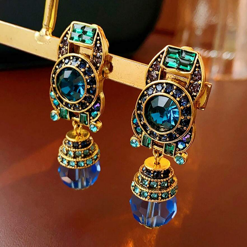 Elegant Earring for Every Occasion