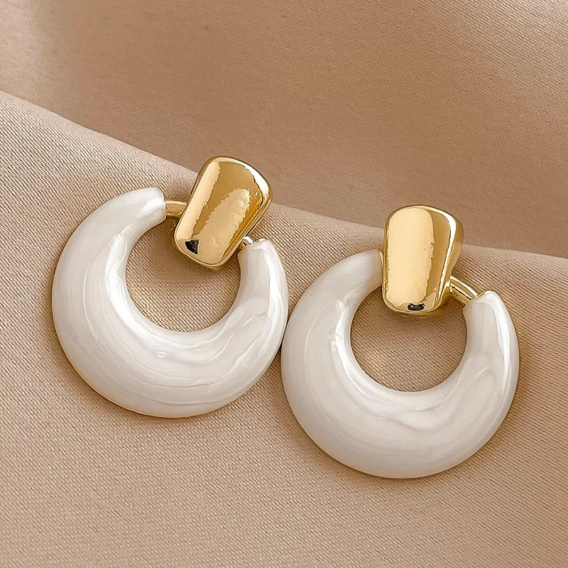 Elegant Earring for Every Occasion