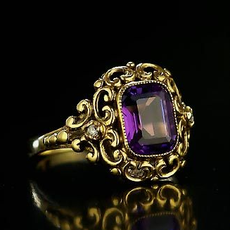 Romantic Gold Ring for Special Moments