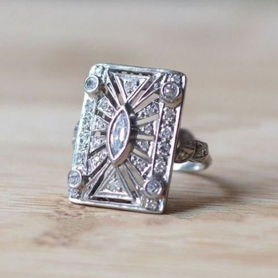 Elegant Silver Ring for Every Occasion