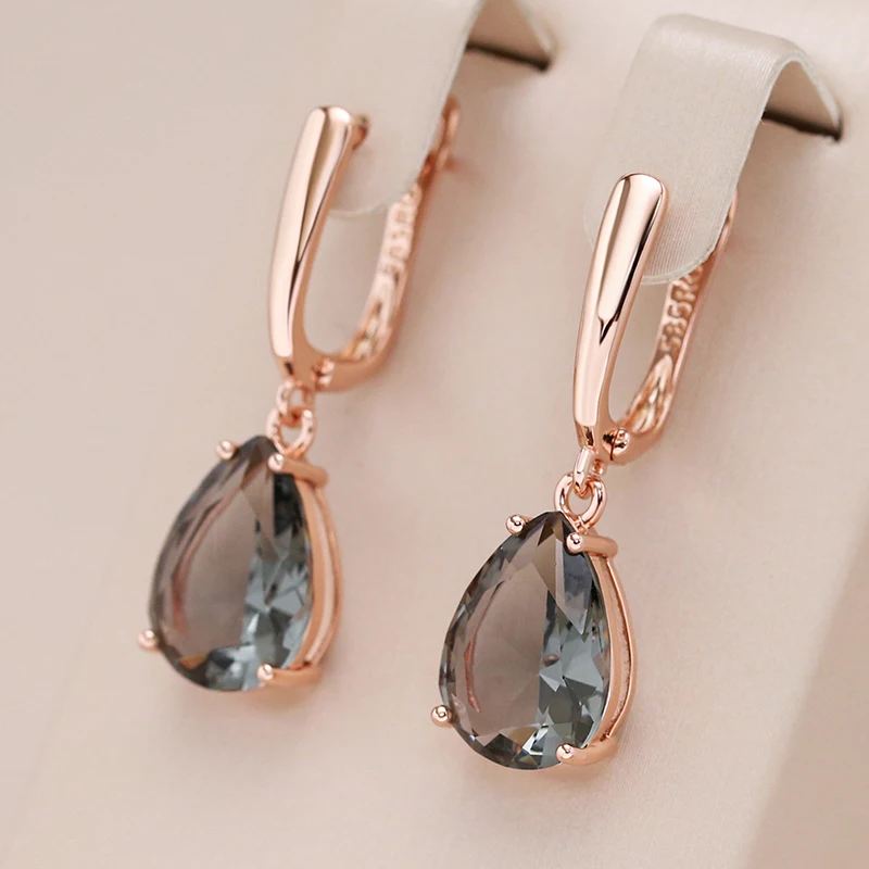 Vintage Handmade Gold Earring