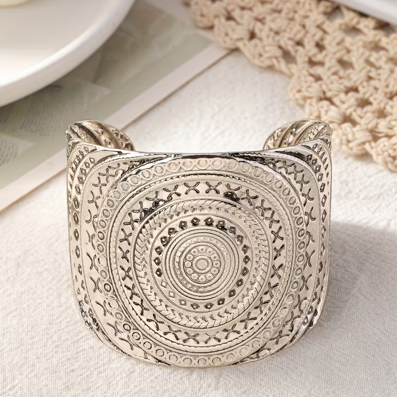 Stunning Bracelet for Daily Wear