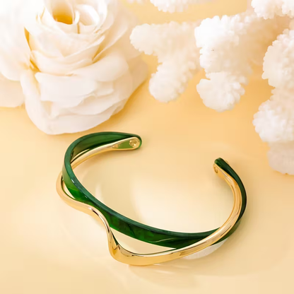 Beautiful Bracelet with Unique Style
