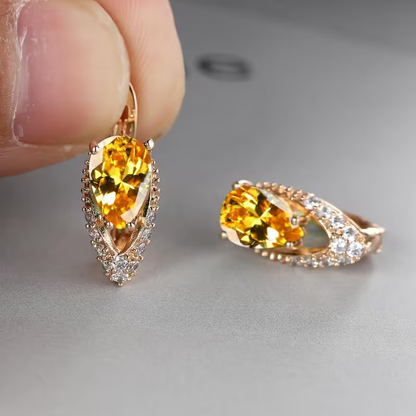 Charming Earring for Any Occasion