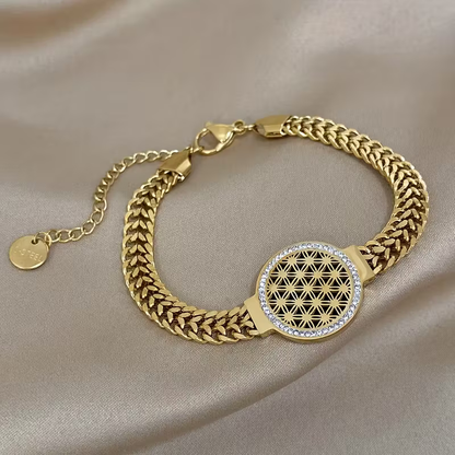 Romantic Bracelet for Special Moments