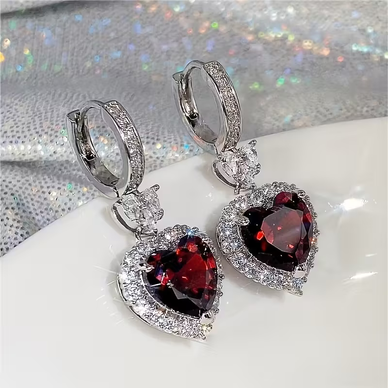 Charming Earring for Any Occasion