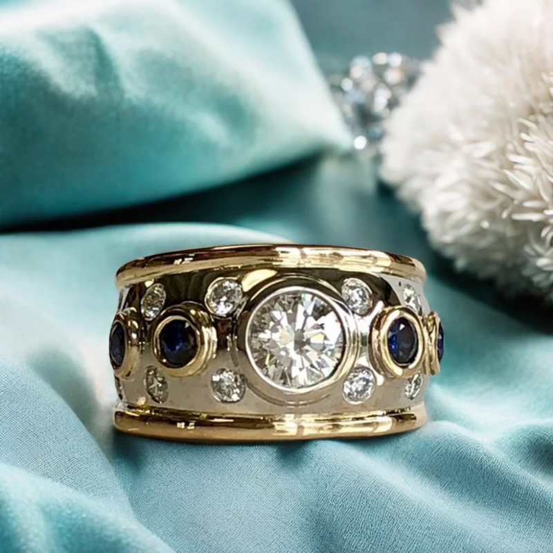 Classic Gold Ring with Timeless Appeal