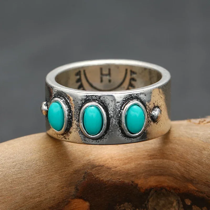 Beautiful Ring with Unique Style