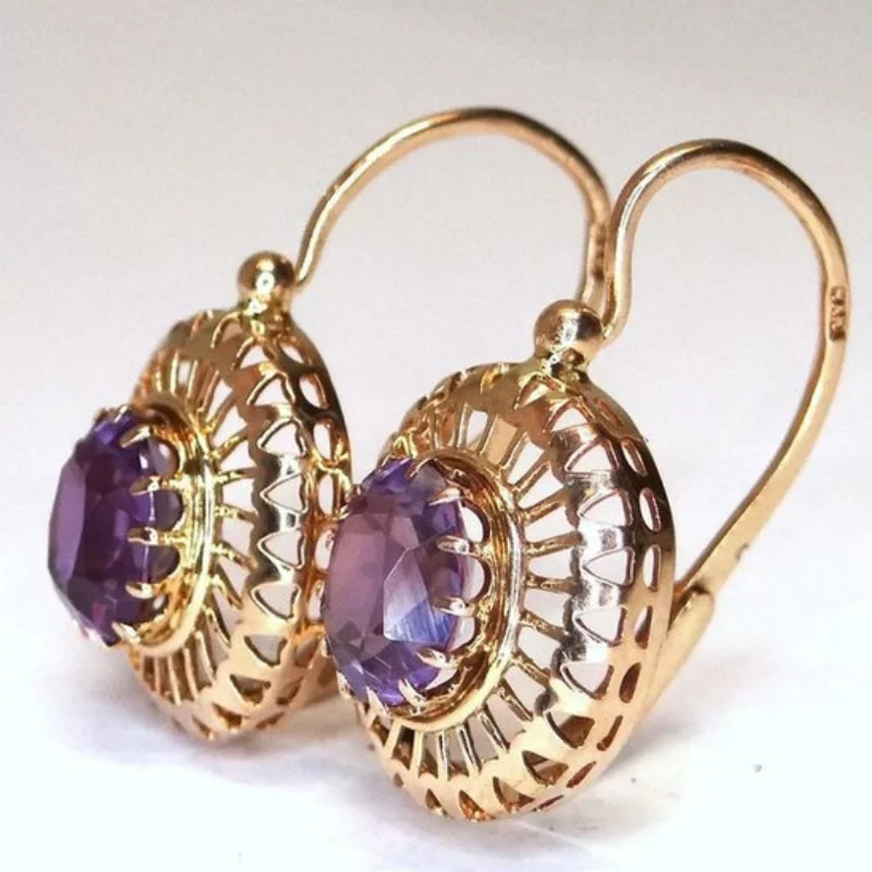 Classic Earring with Timeless Appeal