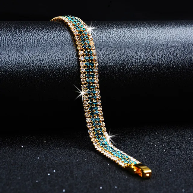 Stunning Bracelet for Daily Wear