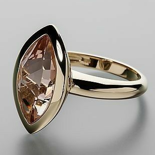 Romantic Gold Ring for Special Moments