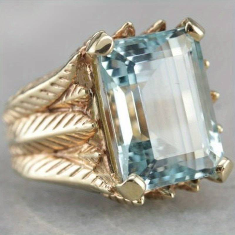 Charming Gold Ring for Any Occasion