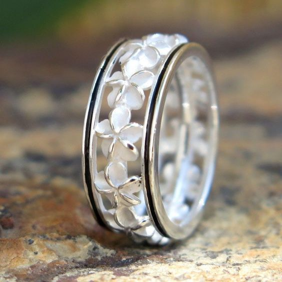 Elegant Silver Ring for Every Occasion