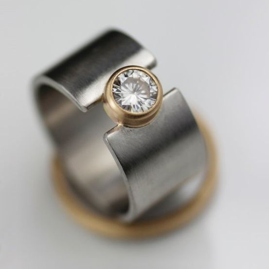 Charming Silver Ring for Any Occasion