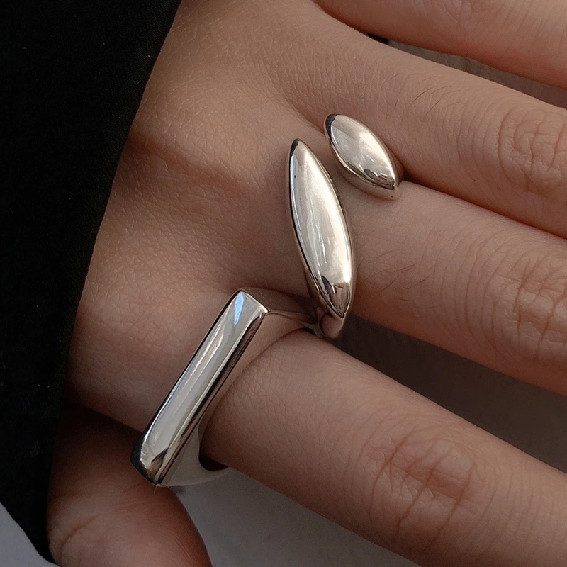 Classic Silver Set with Timeless Appeal