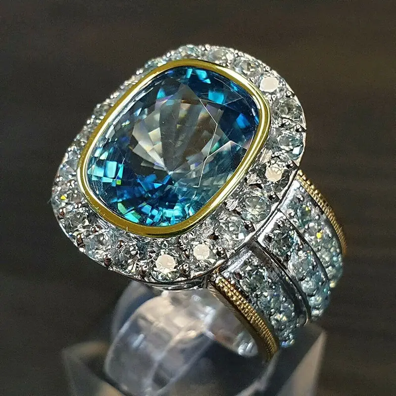 Classic Gold Ring with Timeless Appeal
